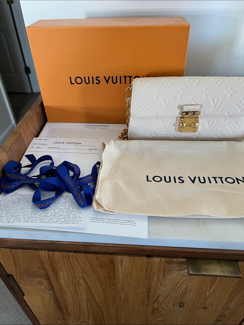 Louis Vuitton Genuine Wallet On Chain Métis in Crème - Picture 15 of 15
